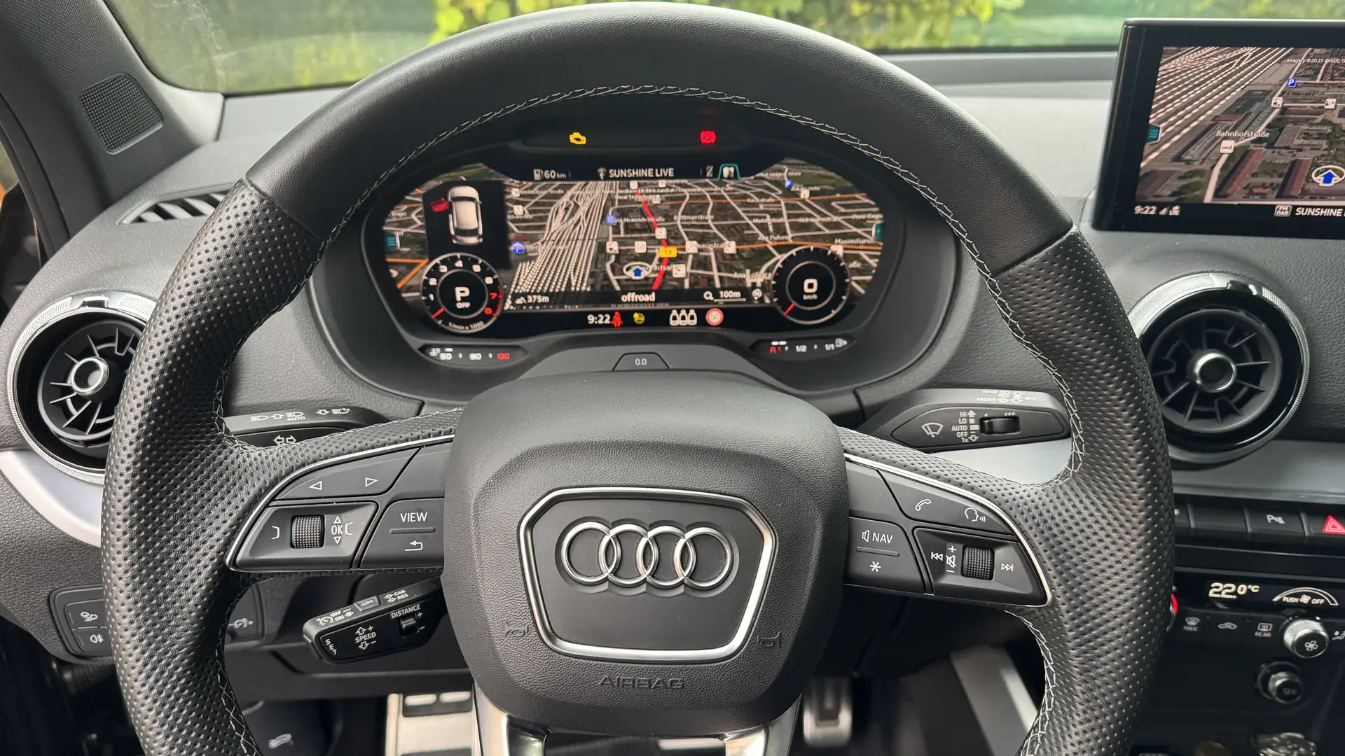 Audi Q2 VOLL, STAND, SONOS, PANO - 2