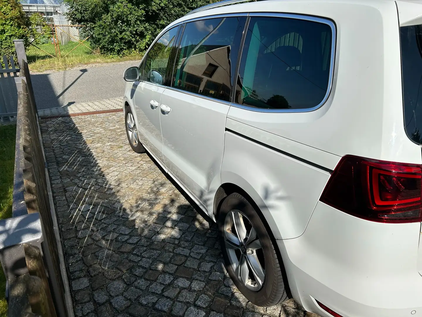 SEAT Alhambra Alhambra Xcellence 2,0 TDI DSG Xcellence Weiß - 2