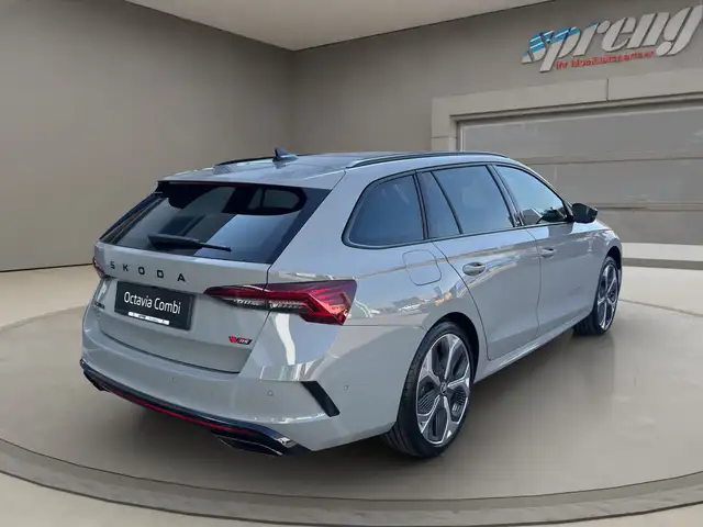 Skoda Octavia *RS* Combi - nur € 53.499,-* Ansicht 5