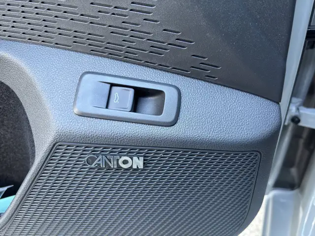 Skoda Octavia *RS* Combi - nur € 53.499,-* Ansicht 25