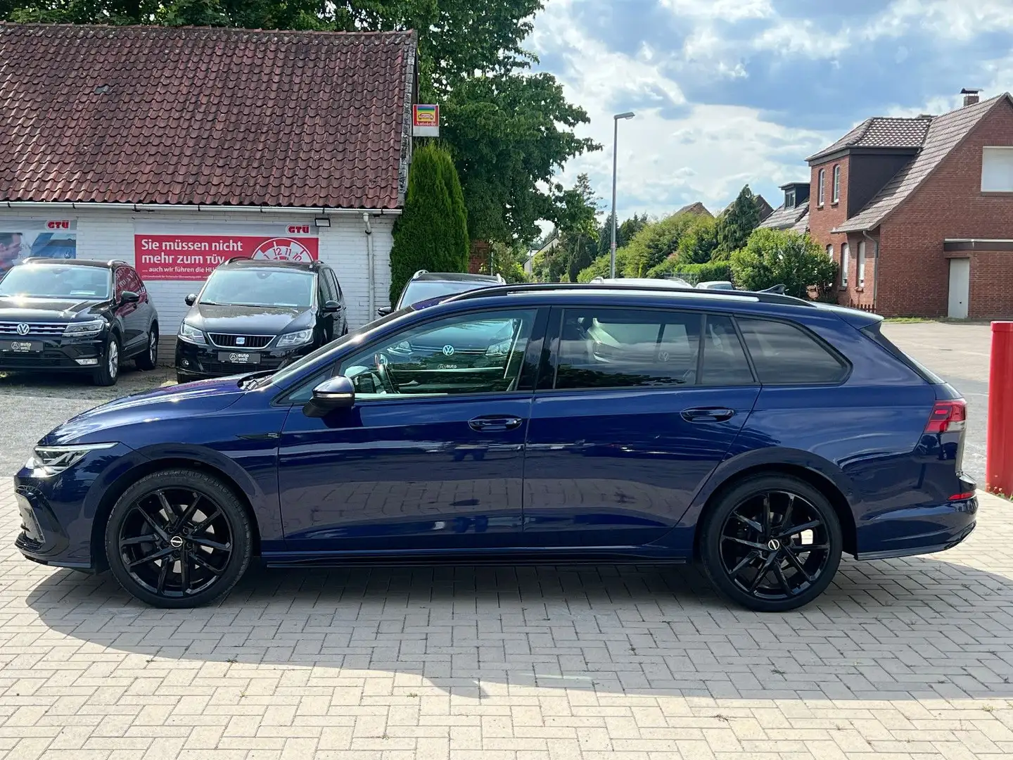 Volkswagen Golf VIII R-Line I Virtual Cockpit I ACC I AHK Blau - 2