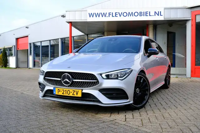 Mercedes-Benz CLA 180 Shooting Brake AMG Line Aut. Pano|Leder-Alcantara|