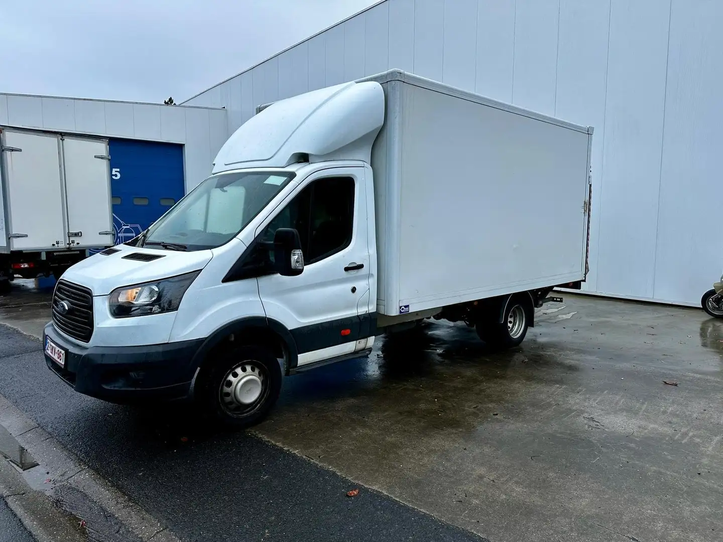 Ford TRANSIT 2.0 TDCI KOFFER MET LAADBRUG - 1