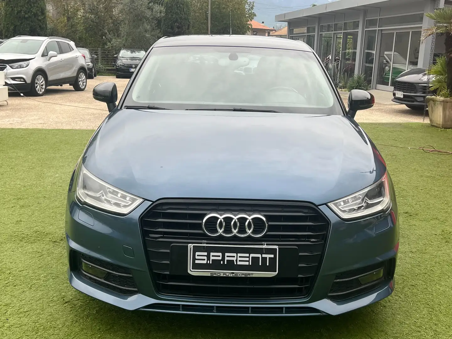 Audi A1 Sportback 1.0 tfsi ultra S-LINE EXTERIOR 95cV Blauw - 2