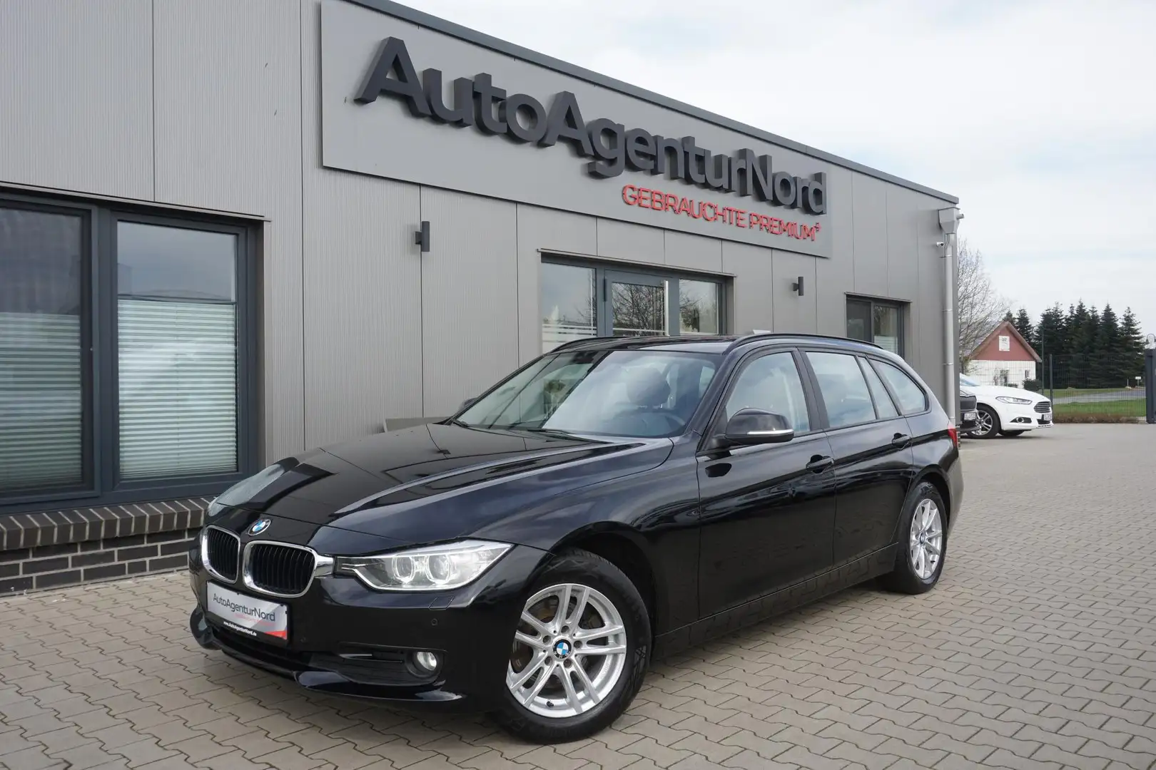 BMW Sitzheizung, Kamera, Navigation, Head-up Display Zwart - 1