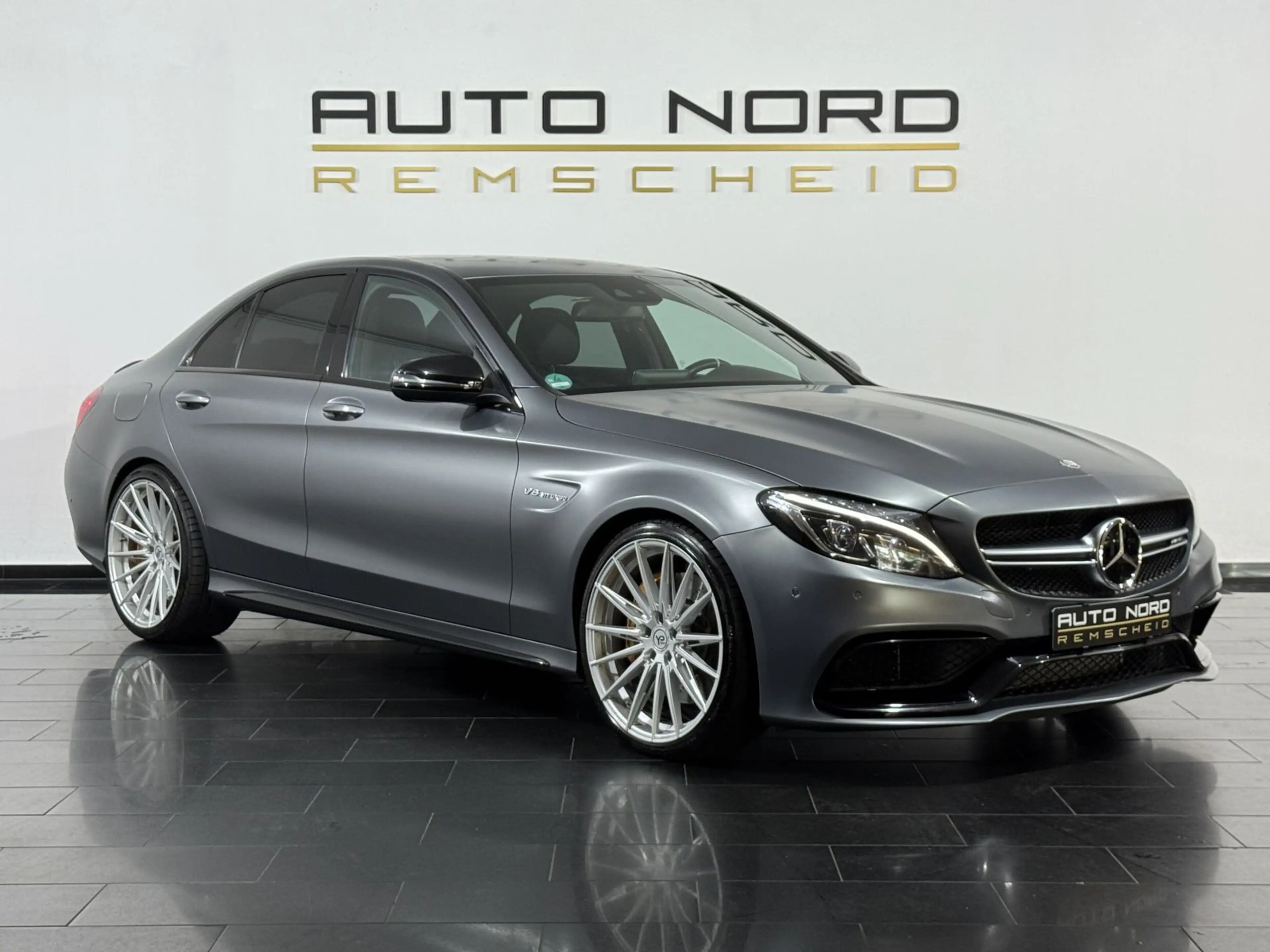 Mercedes-Benz C 63 AMG *S-AGA*MATT*YIDO*Night*ILS*Kamera* — photo 4