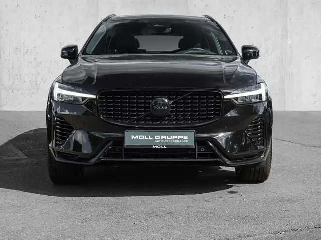 Volvo XC60 view 3