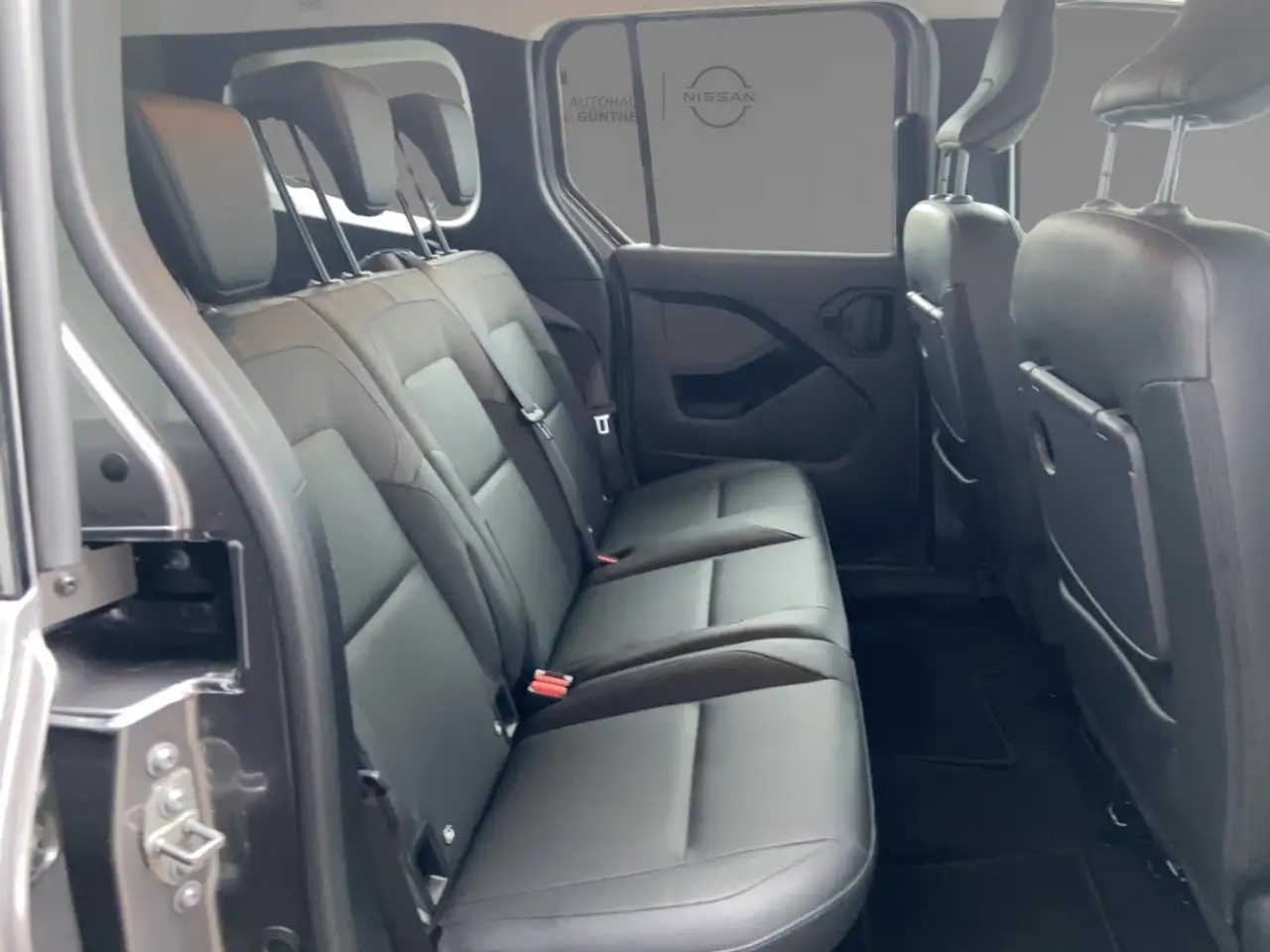 Nissan Townstar TEKNA Kombi 130PS L1 Winter/RFK/Carplay 11
