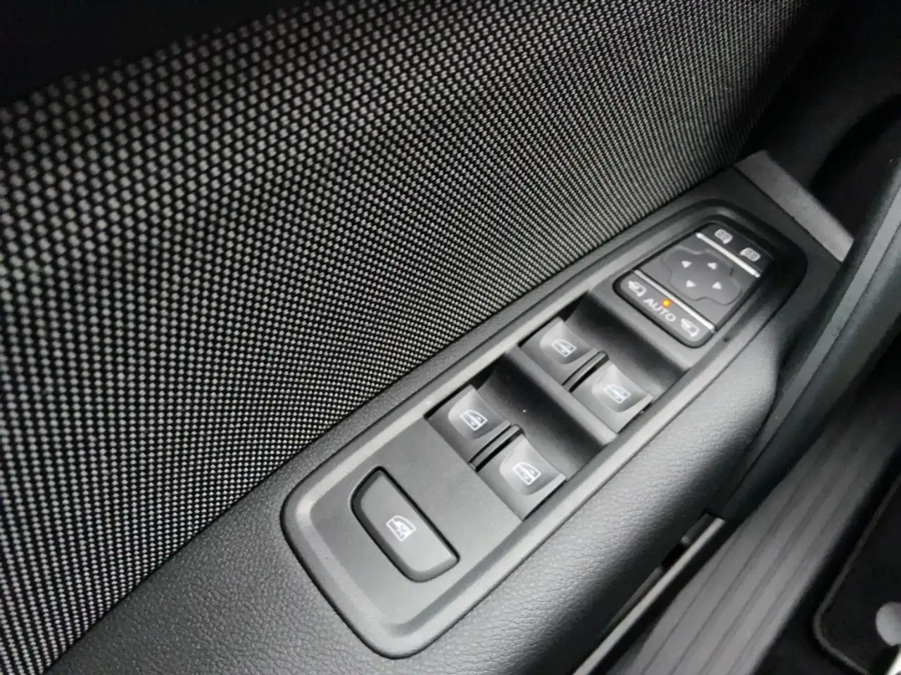Nissan Townstar TEKNA Kombi 130PS L1 Winter/RFK/Carplay 16