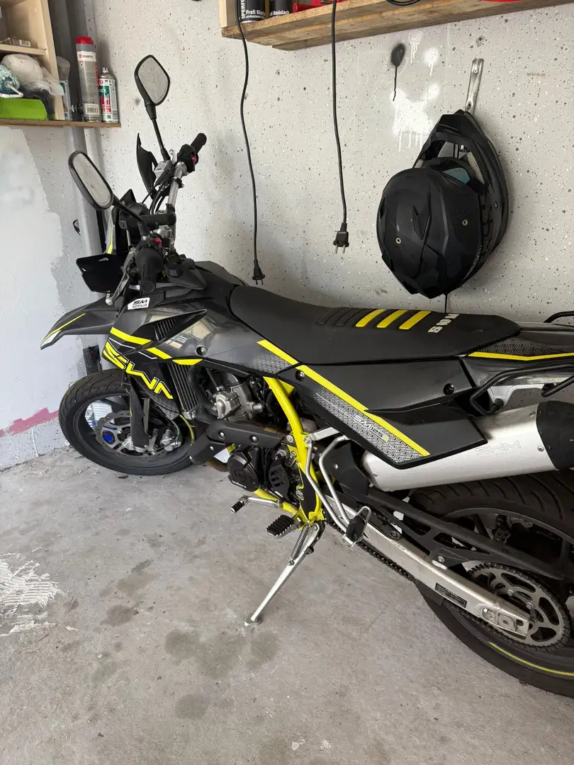 SWM SM 125 R Schwarz - 2