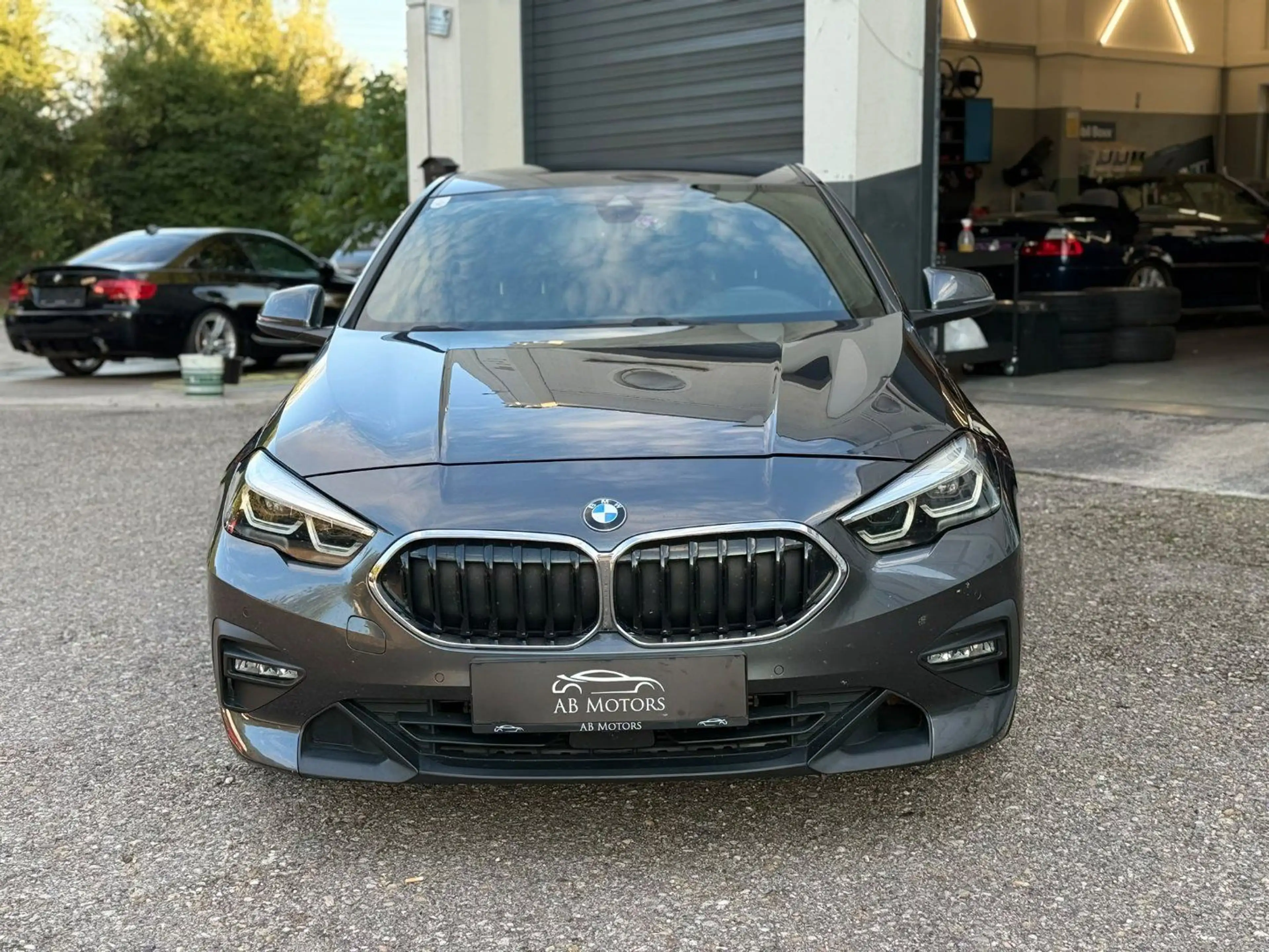 BMW 218 Gran Coupe - 218i — photo 2
