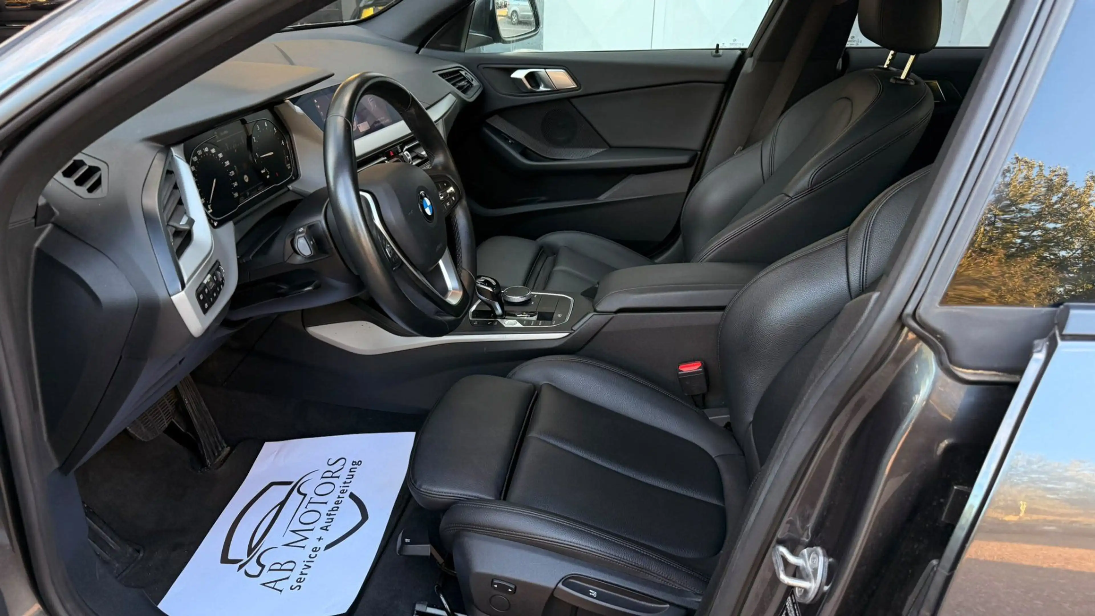 BMW 218 Gran Coupe - 218i — photo 9