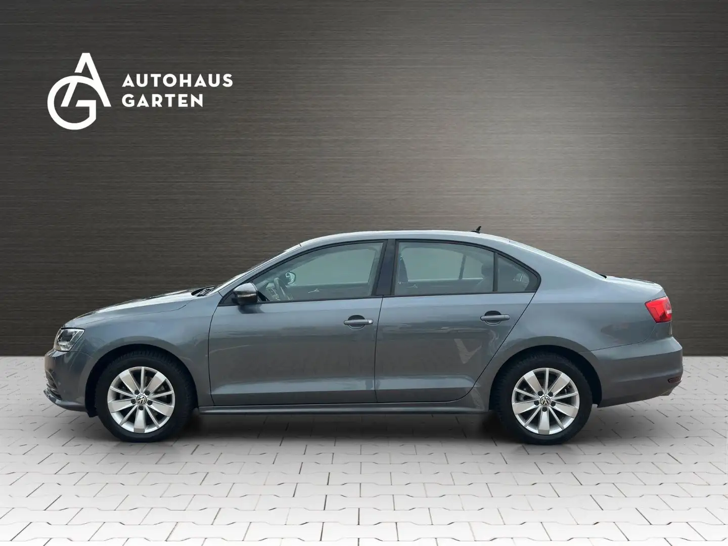 Volkswagen Jetta VI 1.2TSI Basis 1.Hand Scheckheft Grau - 2