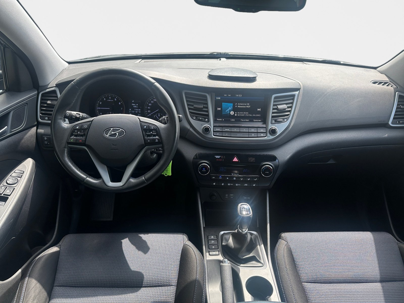 Hyundai TUCSON 1.6 blue Advantage Kamera+Navi+SHZ+KlimaA — photo 9