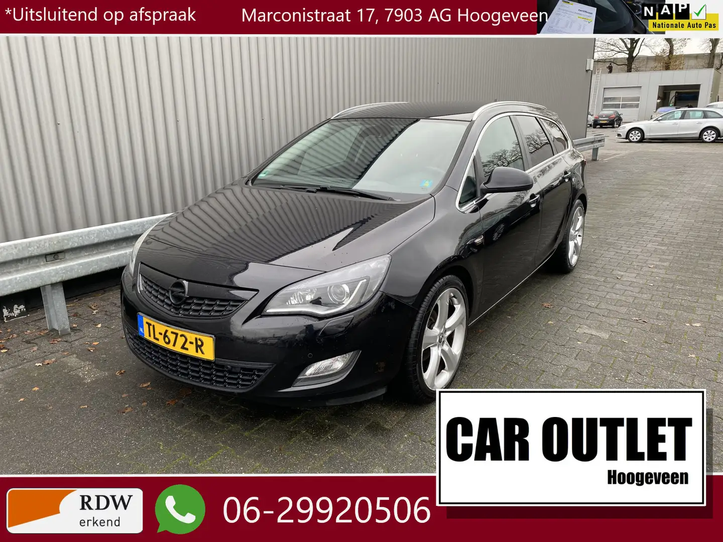 Opel Astra Sports Tourer 1.4 Turbo Sport LEES TEKST! Navi, Cl Zwart - 1
