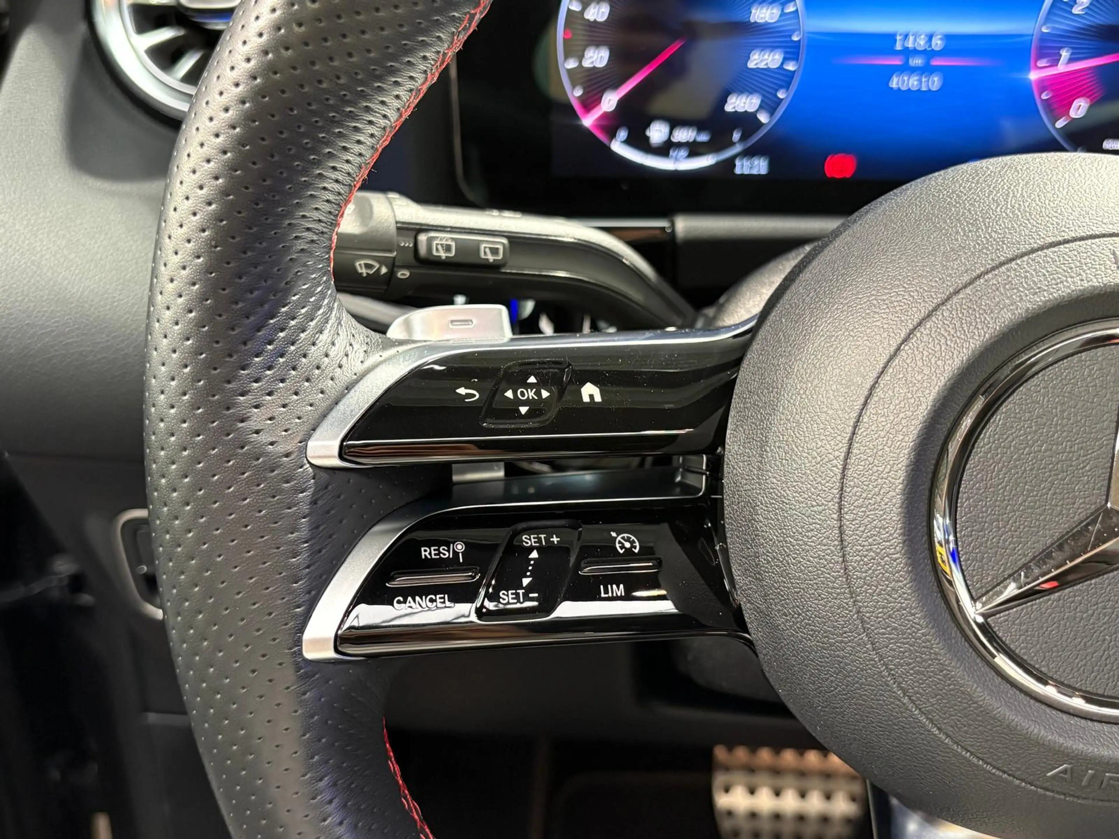 Mercedes-Benz B 180 AMG Line | Panoramadak | Elektrisch verstelbare st — photo 20