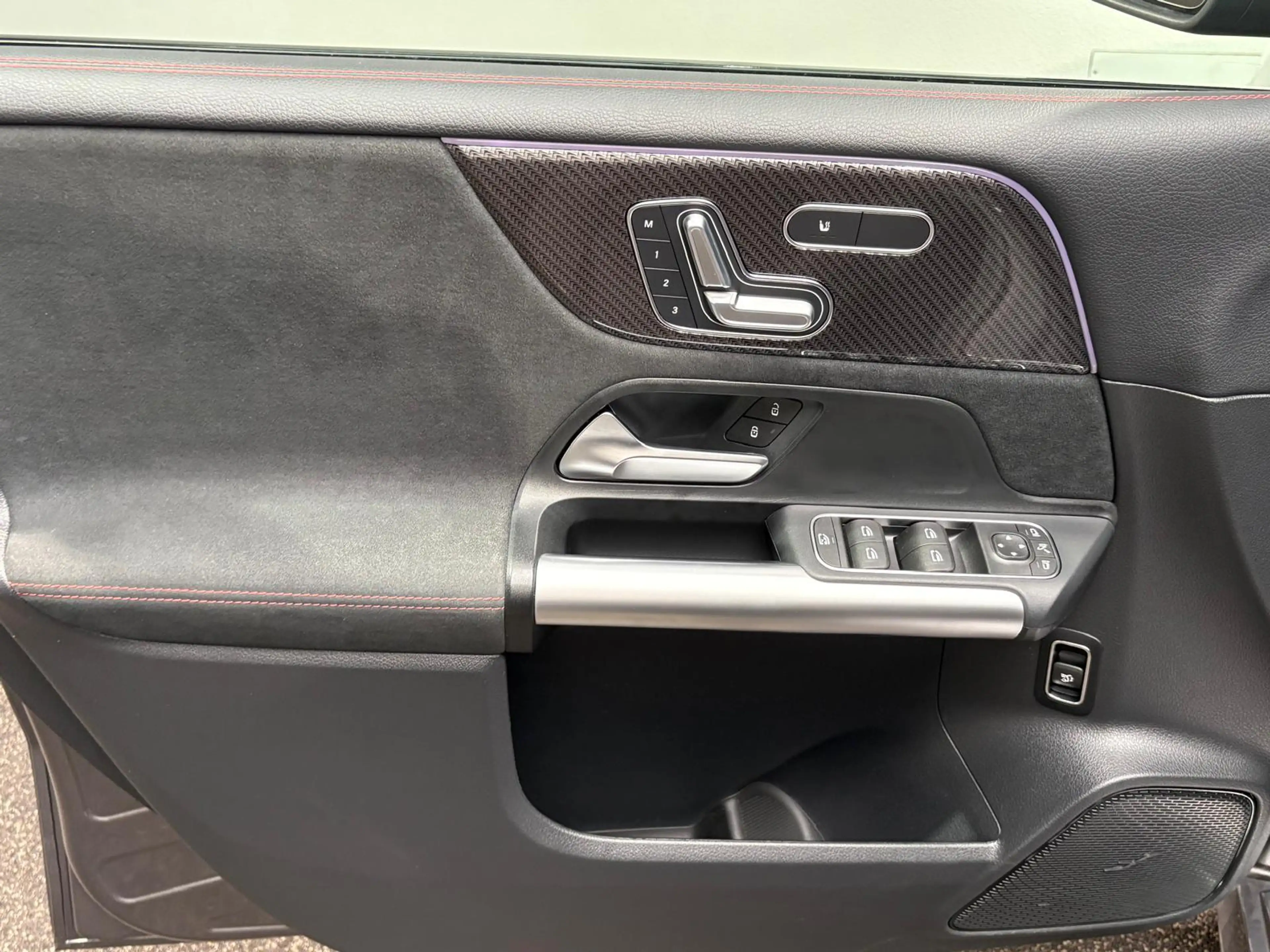 Mercedes-Benz B 180 AMG Line | Panoramadak | Elektrisch verstelbare st — photo 33