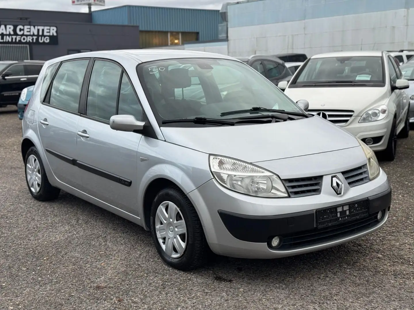 Renault Scenic II Avantage Grau - 2