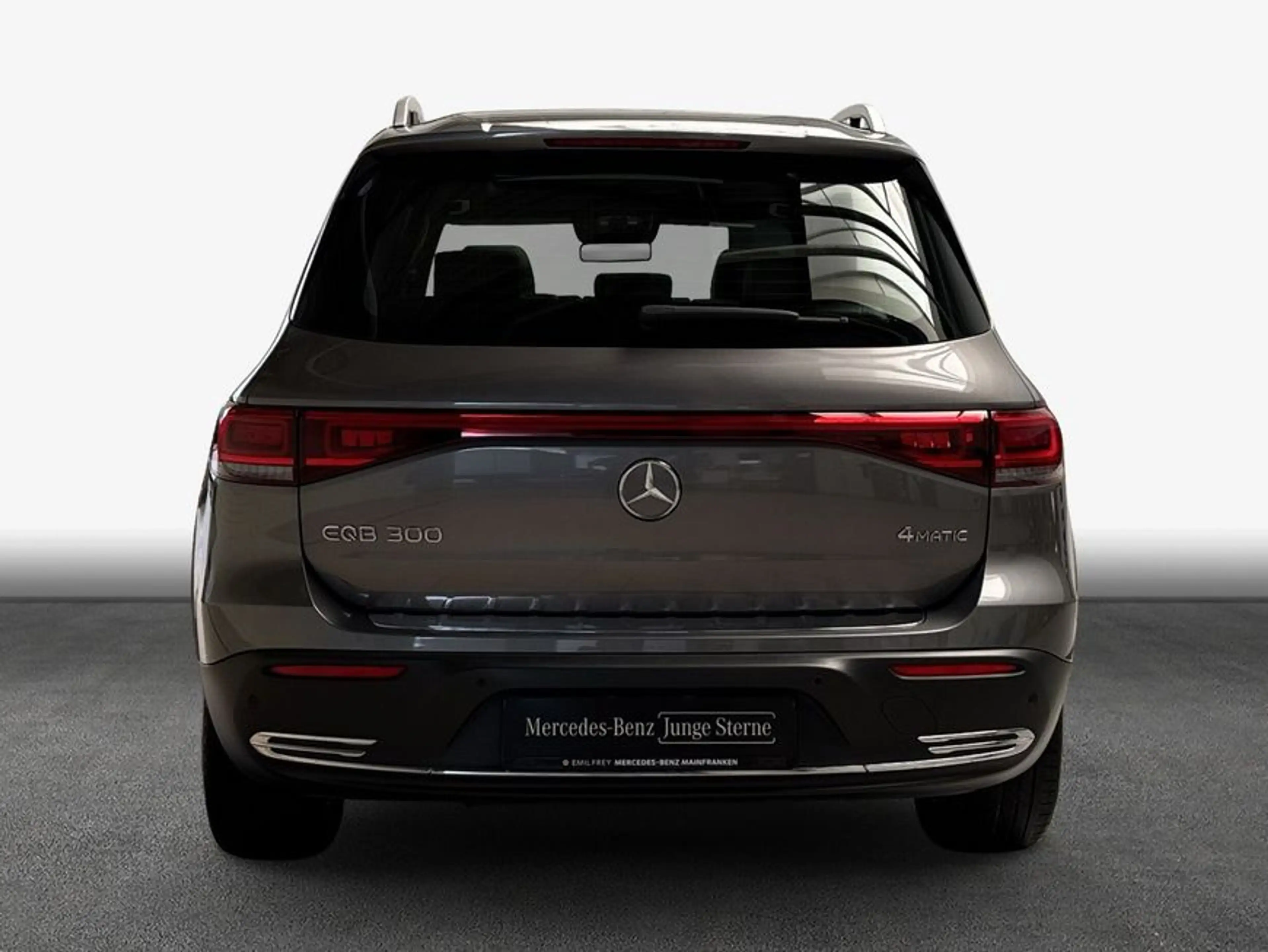 Mercedes-Benz EQB 300 EQB — photo 5