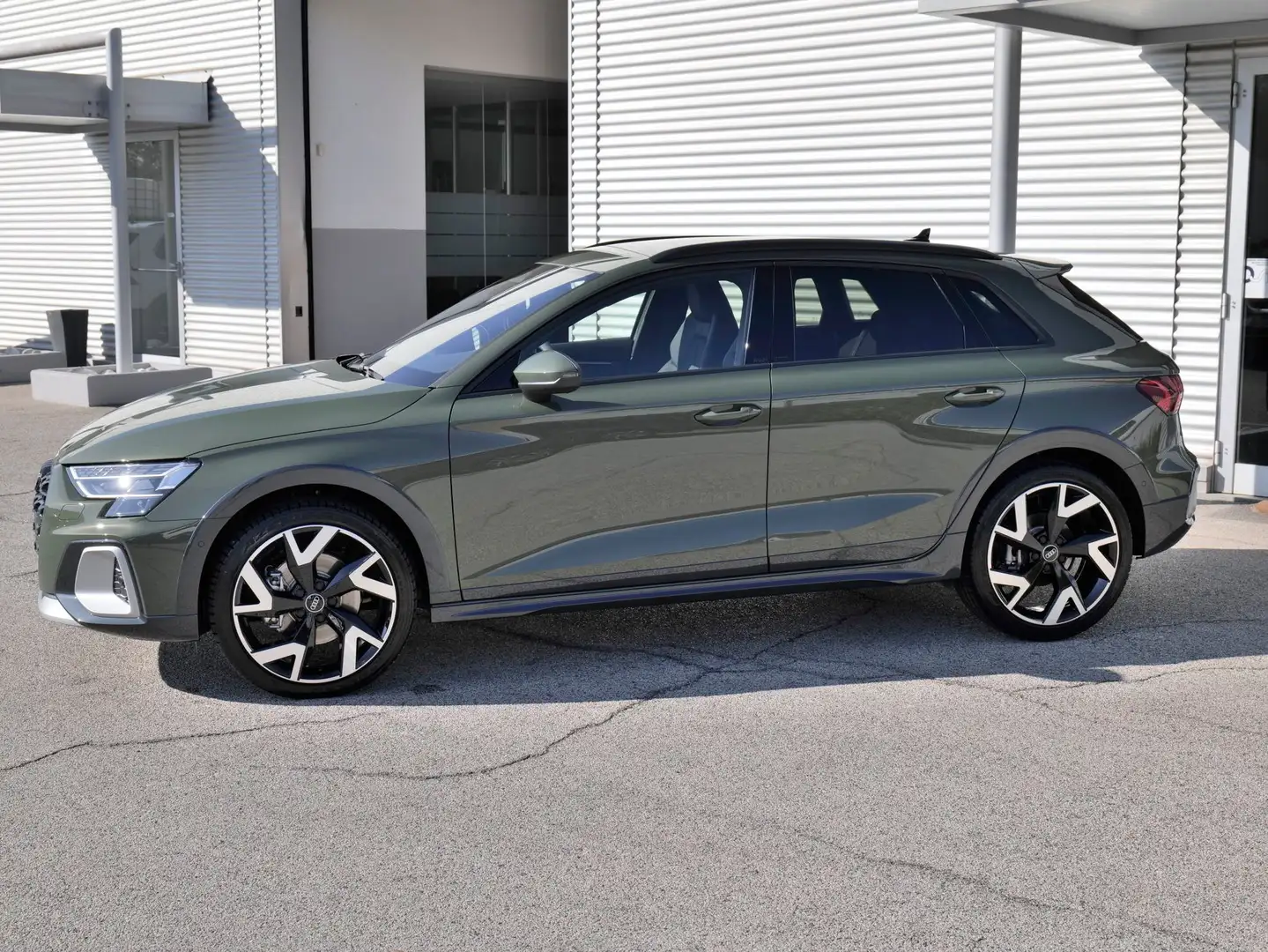 Audi A3 Allstreet 2.0 Tdi 150cv S-tr. Identity Contrast Verde - 2