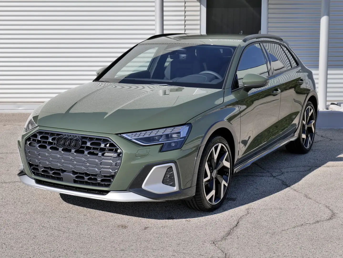 Audi A3 Allstreet 2.0 Tdi 150cv S-tr. Identity Contrast Verde - 1