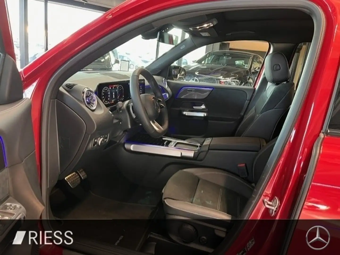 Mercedes-Benz GLB 220 d 4M SPECIAL-EDITION+AHK+PANO+360°+DISTR Rot - 2