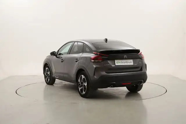 Citroen C4 view 3