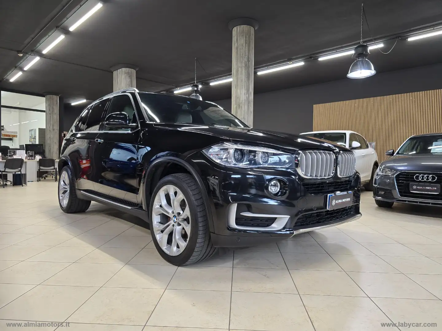 BMW X5 xDrive25d Experience Negru - 2