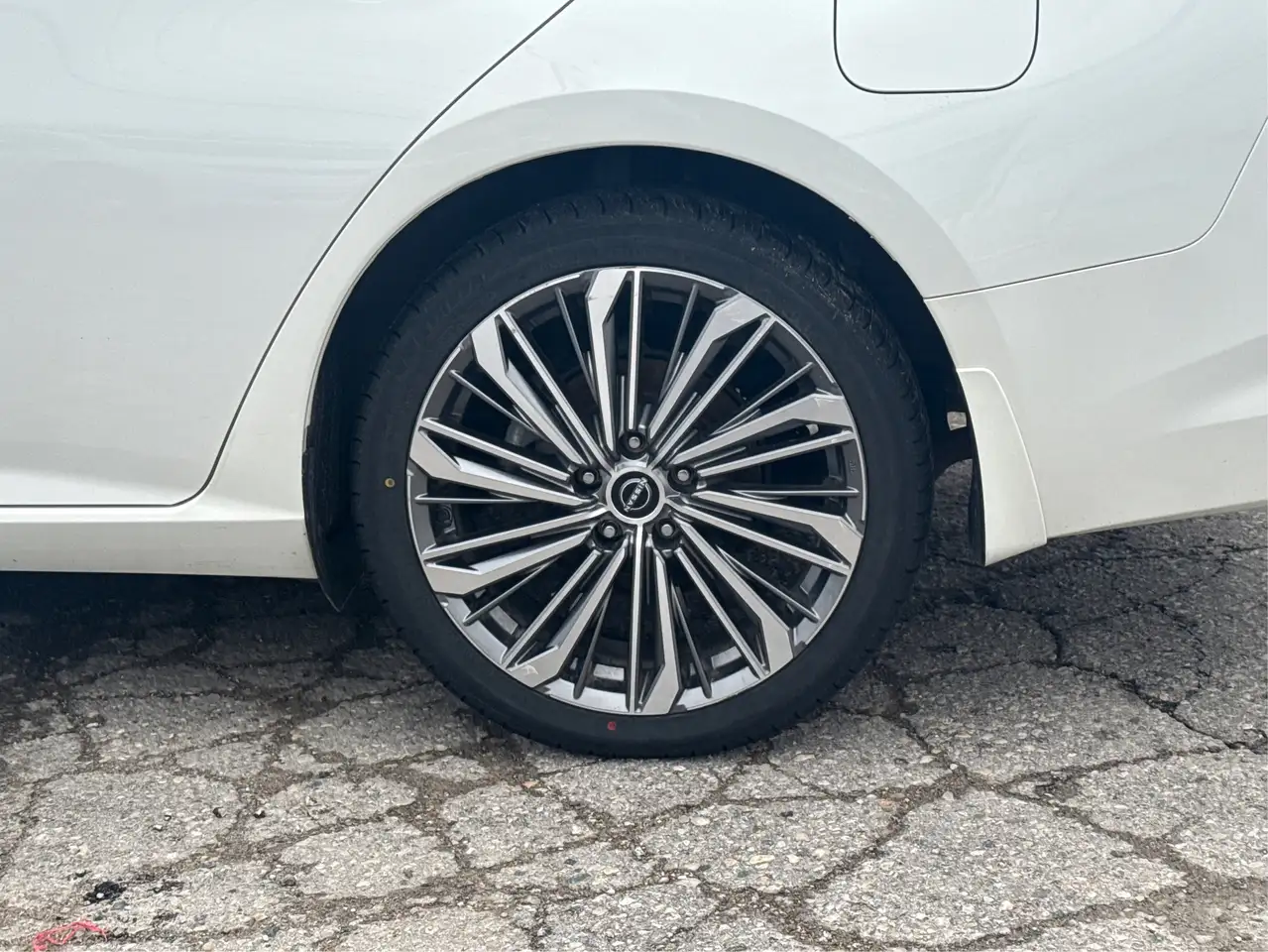 Nissan Altima снимка Nissan Altima