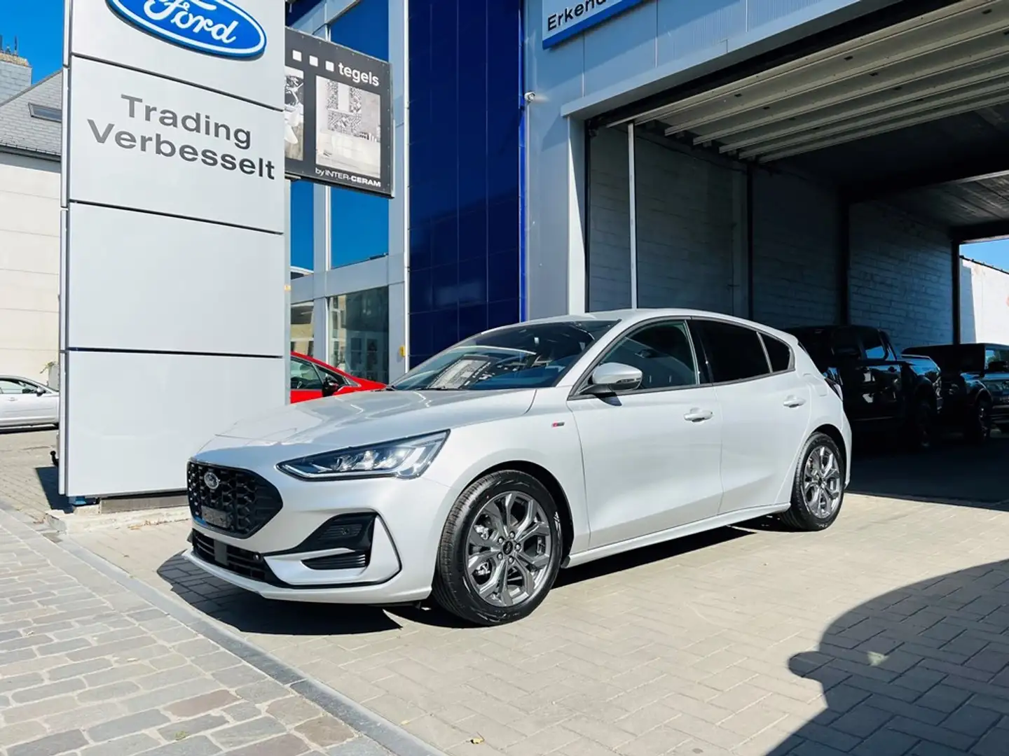 Ford Focus 1.0 mHev / ST Line X / Winter Pack Zilver - 1