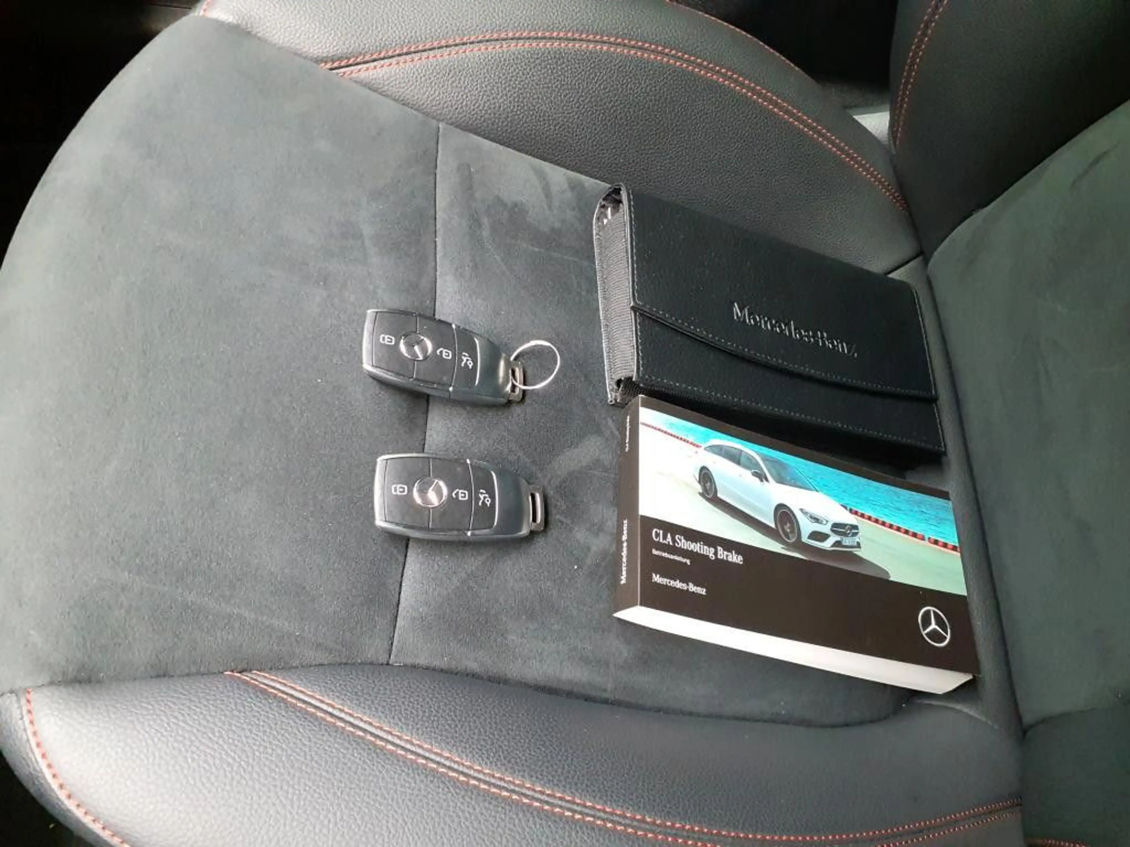 Mercedes-Benz CLA 200 CLA 200 d Shooting Brake AMG-Line Panorama Kam — photo 10