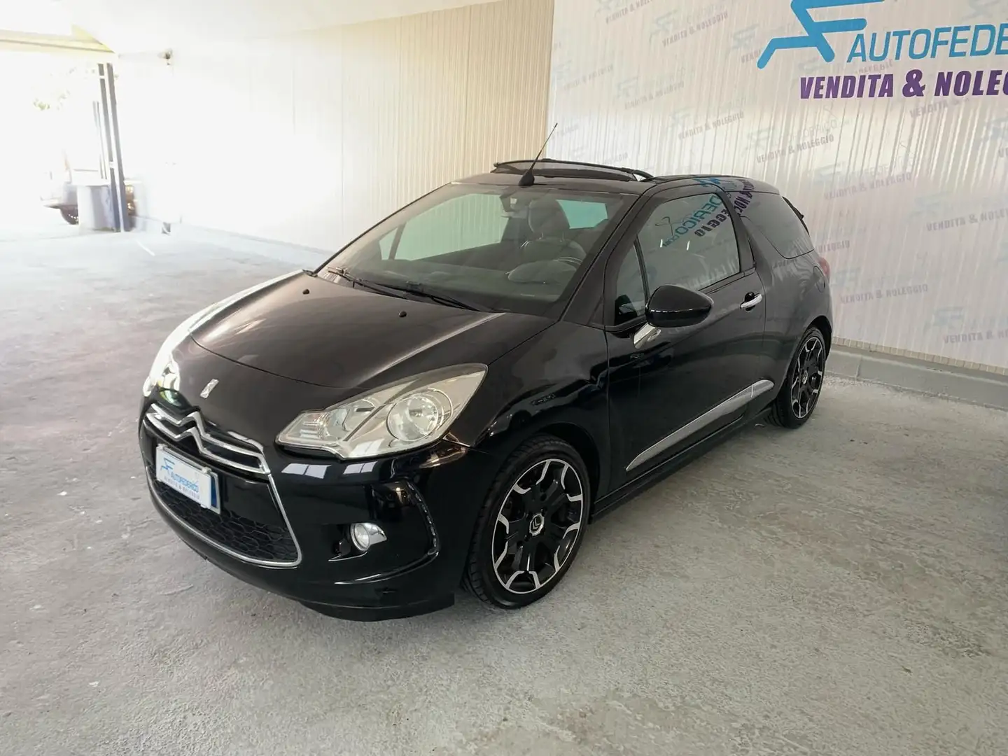 DS Automobiles DS 3 DS3 1.6 e-HDi 90 airdream ETG6 So Chic Cabrio Nero - 1