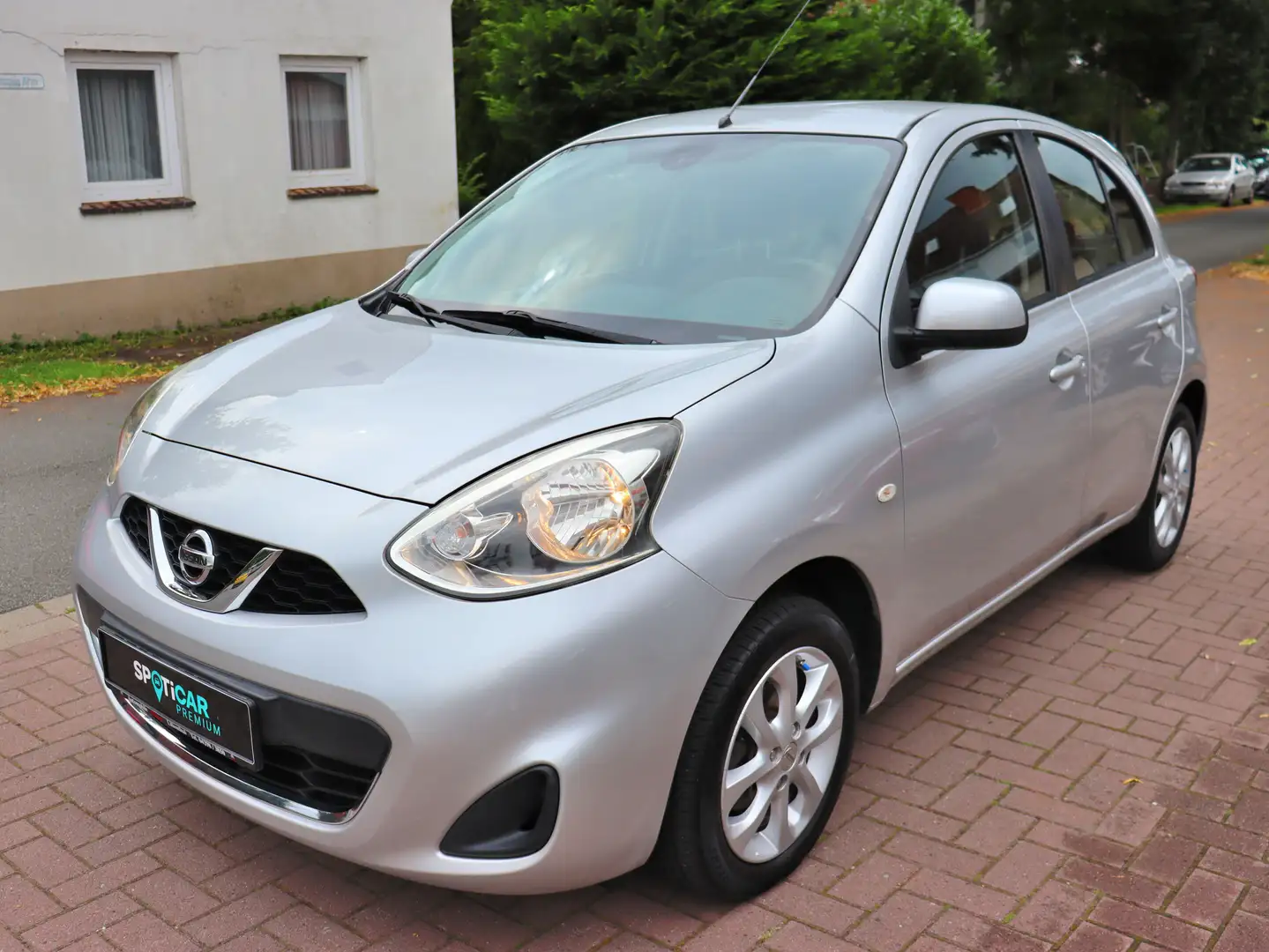 Nissan Micra Acenta, Sitzheizung, Klima, Radio CD Argintiu - 1