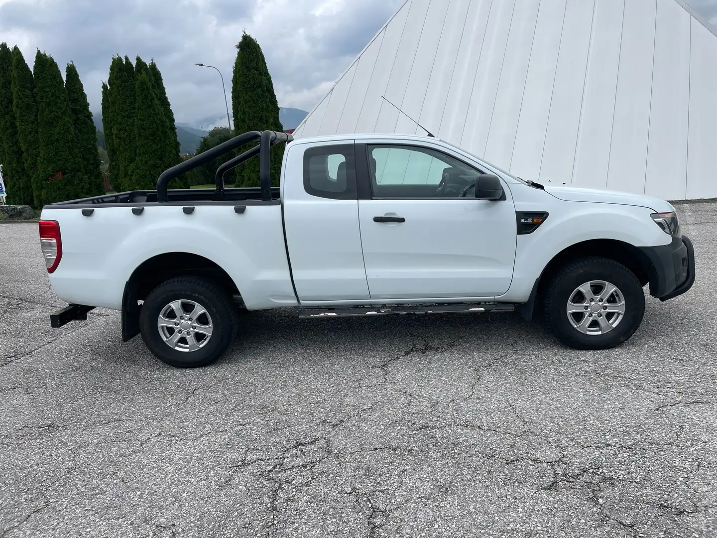 Ford Ranger XL Extrakabine 4x4 Weiß - 2