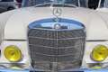 Mercedes-Benz 200 Benzin Heckflosse Beige - thumbnail 18