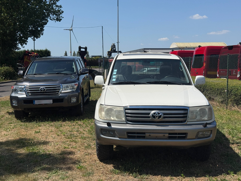 Toyota Land Cruiser Landcruiser 4.2 Turbo | EU-Spec | 7 Seats | Automatic — photo 2
