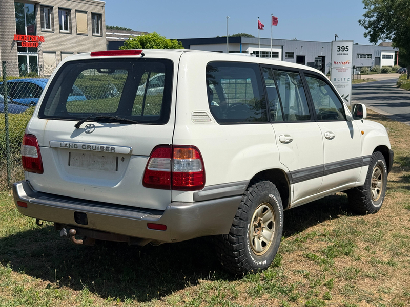 Toyota Land Cruiser Landcruiser 4.2 Turbo | EU-Spec | 7 Seats | Automatic — photo 6