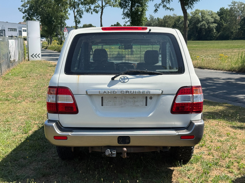 Toyota Land Cruiser Landcruiser 4.2 Turbo | EU-Spec | 7 Seats | Automatic — photo 8