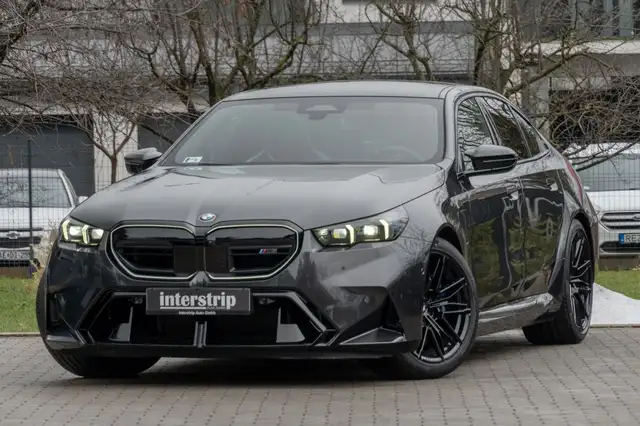 BMW M5 2026.DR.ASS.PLUS.PANO.360°.4ZONEN.LHZ.B&W.AHK
