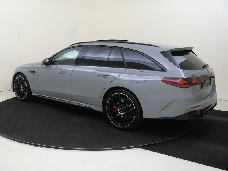 Mercedes-Benz E 53 AMG Estate 4MATIC+ / Premium Plus/ SUPERSCREEN/ DYNAMI — photo 3
