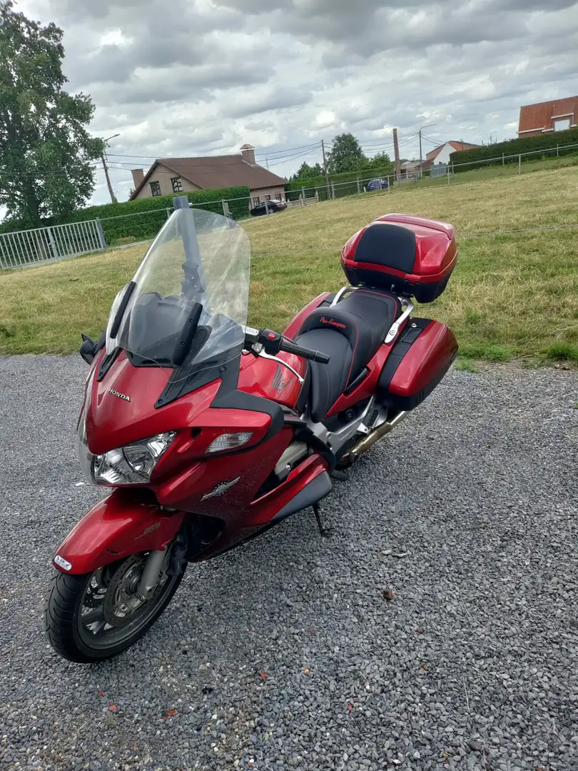 Honda Pan European ST 1300 Piros - 1