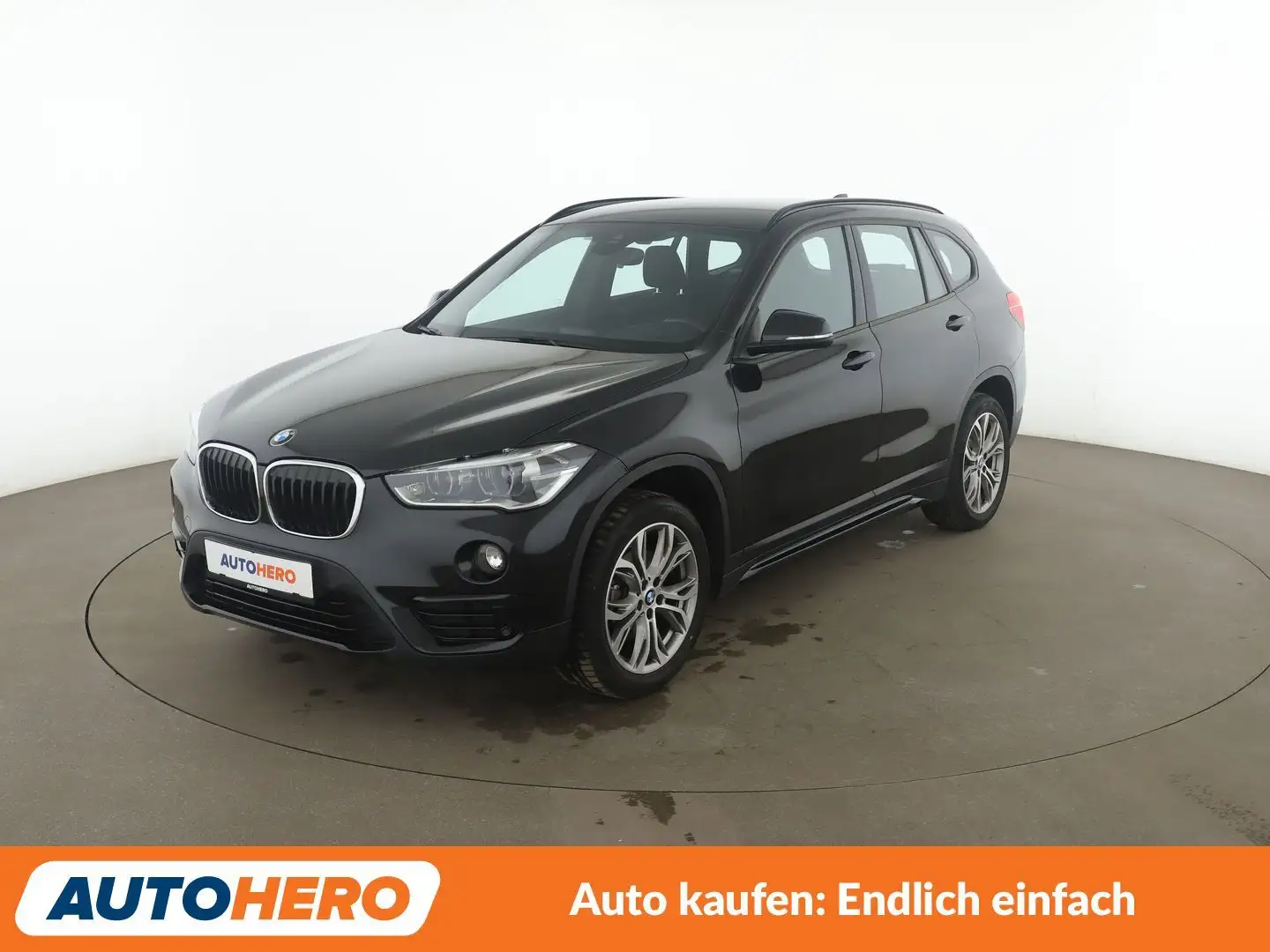 BMW X1 xDrive 18d Sport Line Aut.*NAVI*TEMPO*LED*SHZ*PDC* Noir - 1
