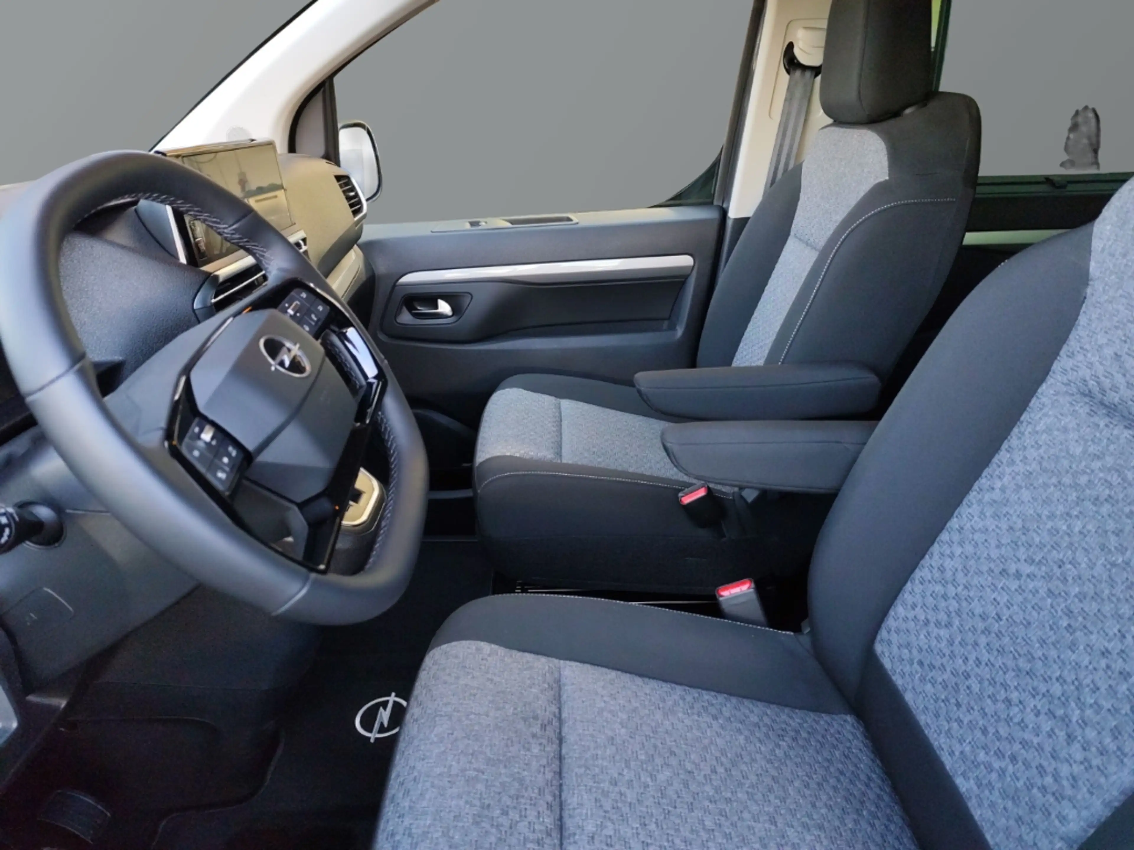 Opel Zafira M Edition 2.2 Diesel 180PS AT8 AHK Keyless Rückfah — photo 10