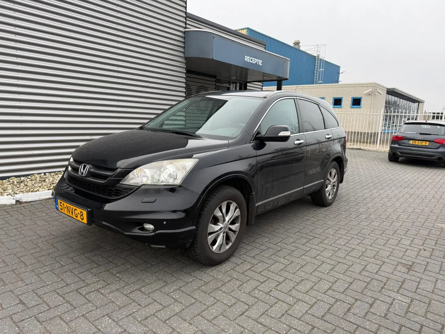 Honda CR-V 2.0i Executive Schwarz - 1