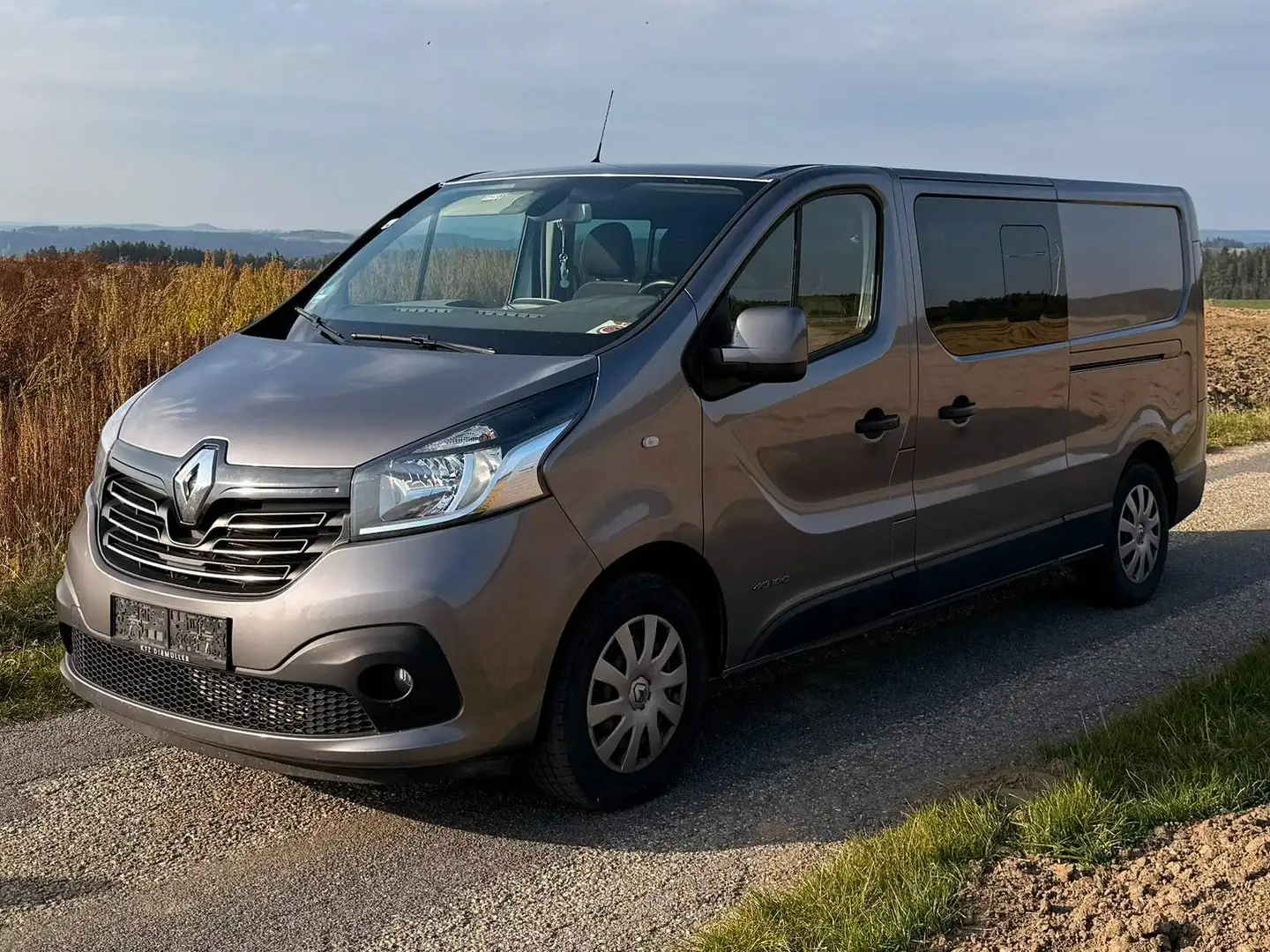 Renault Trafic L2/H1 Grau - 1