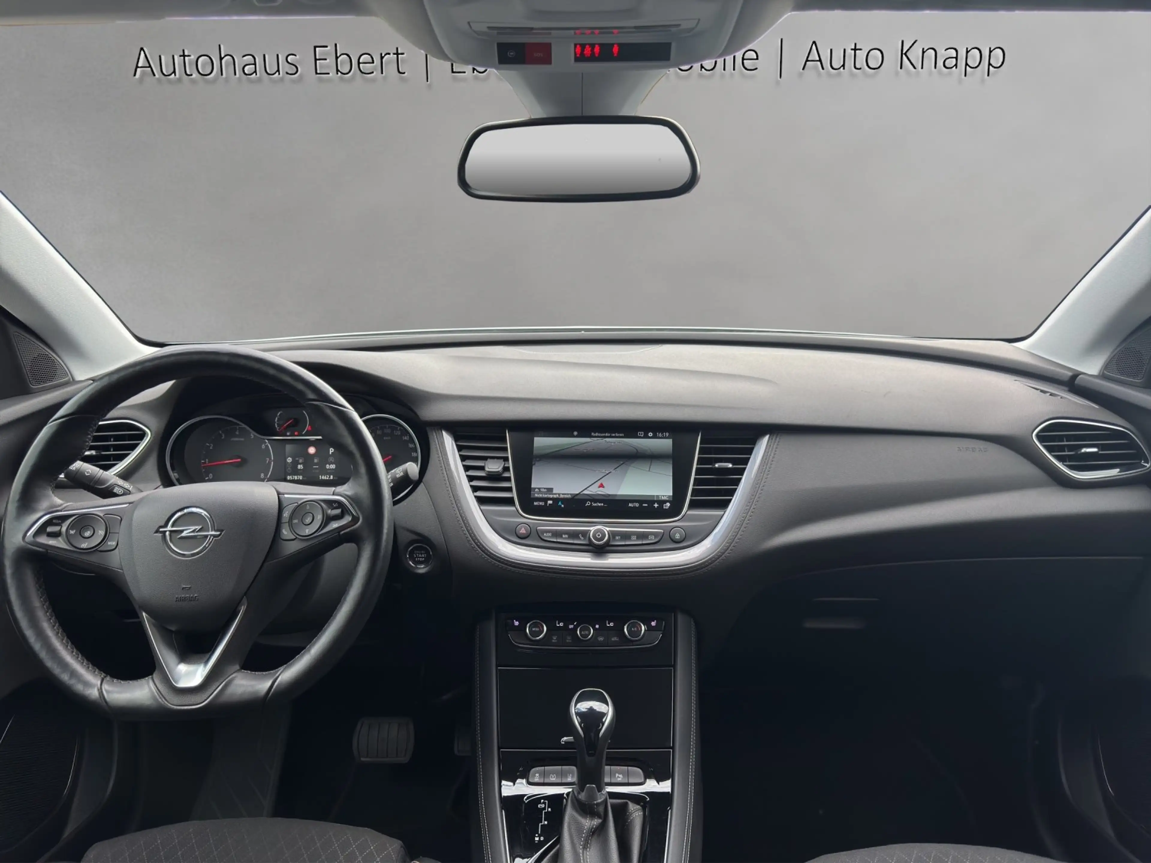 Opel Grandland X 1.2 Elegance Aut./LED/360°/TEMPO/SHZ — photo 11