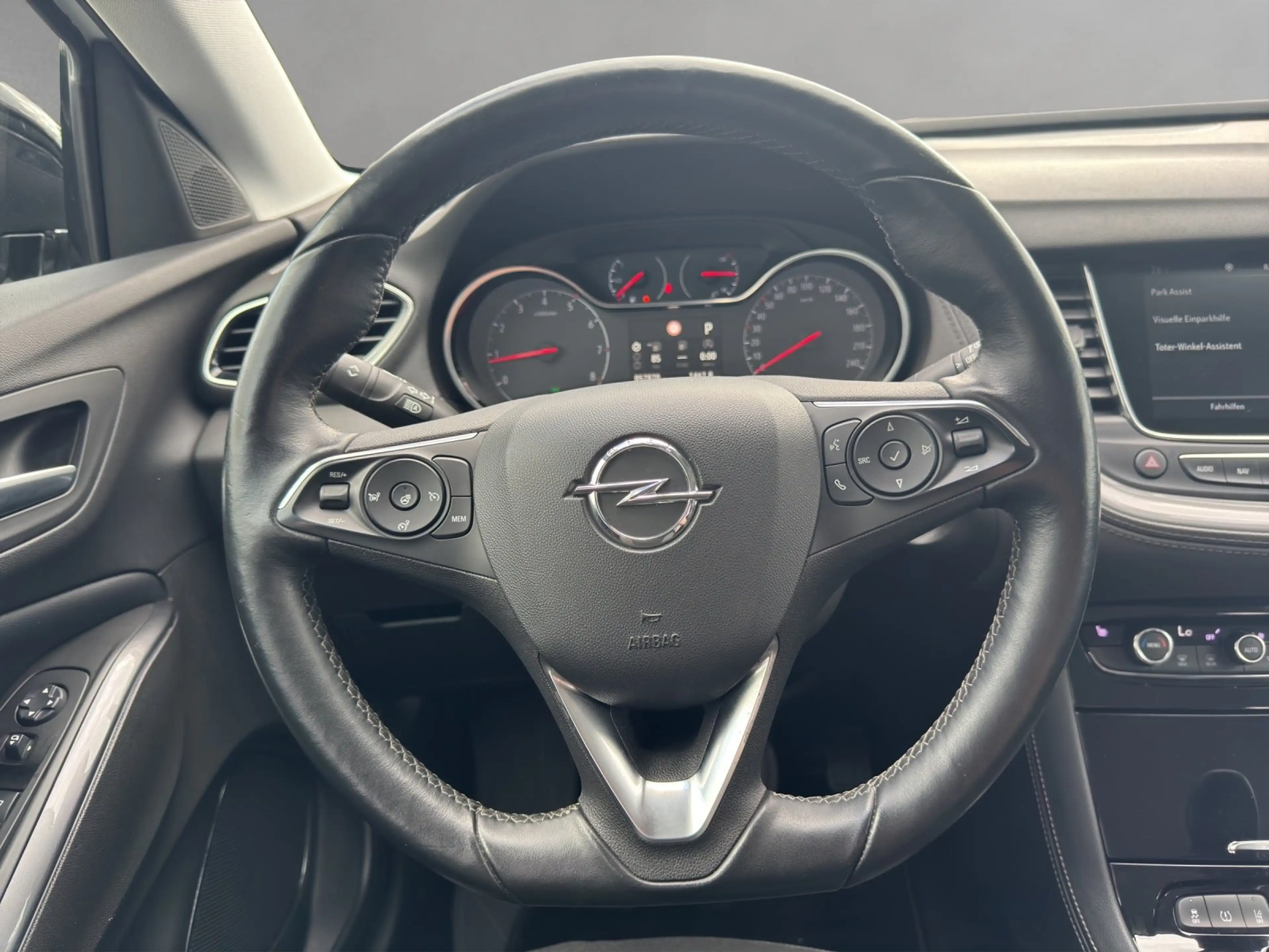Opel Grandland X 1.2 Elegance Aut./LED/360°/TEMPO/SHZ — photo 10