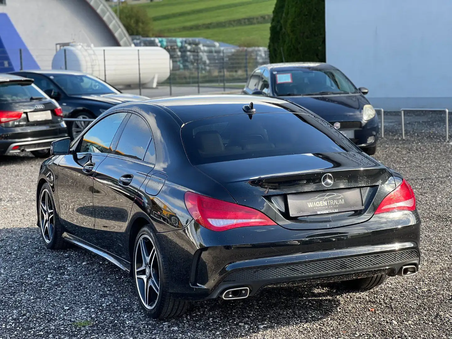 Mercedes-Benz CLA 180 AMG Line | 1. Besitz | Xenon | Navi Schwarz - 2