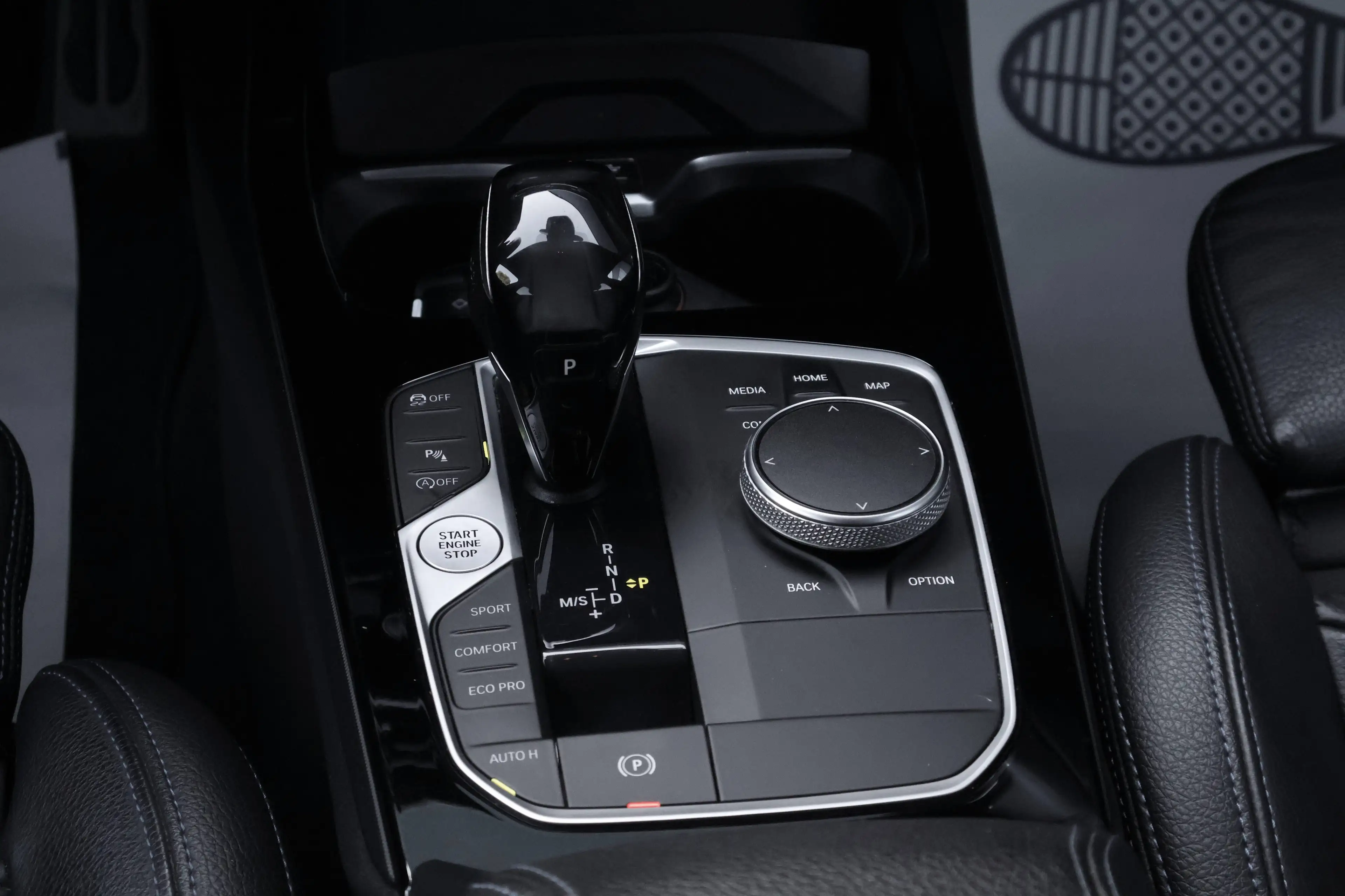 BMW 118 118 dAS M-Pack Pano ZetelV StuurV Elek. Z. Garantie* — photo 13
