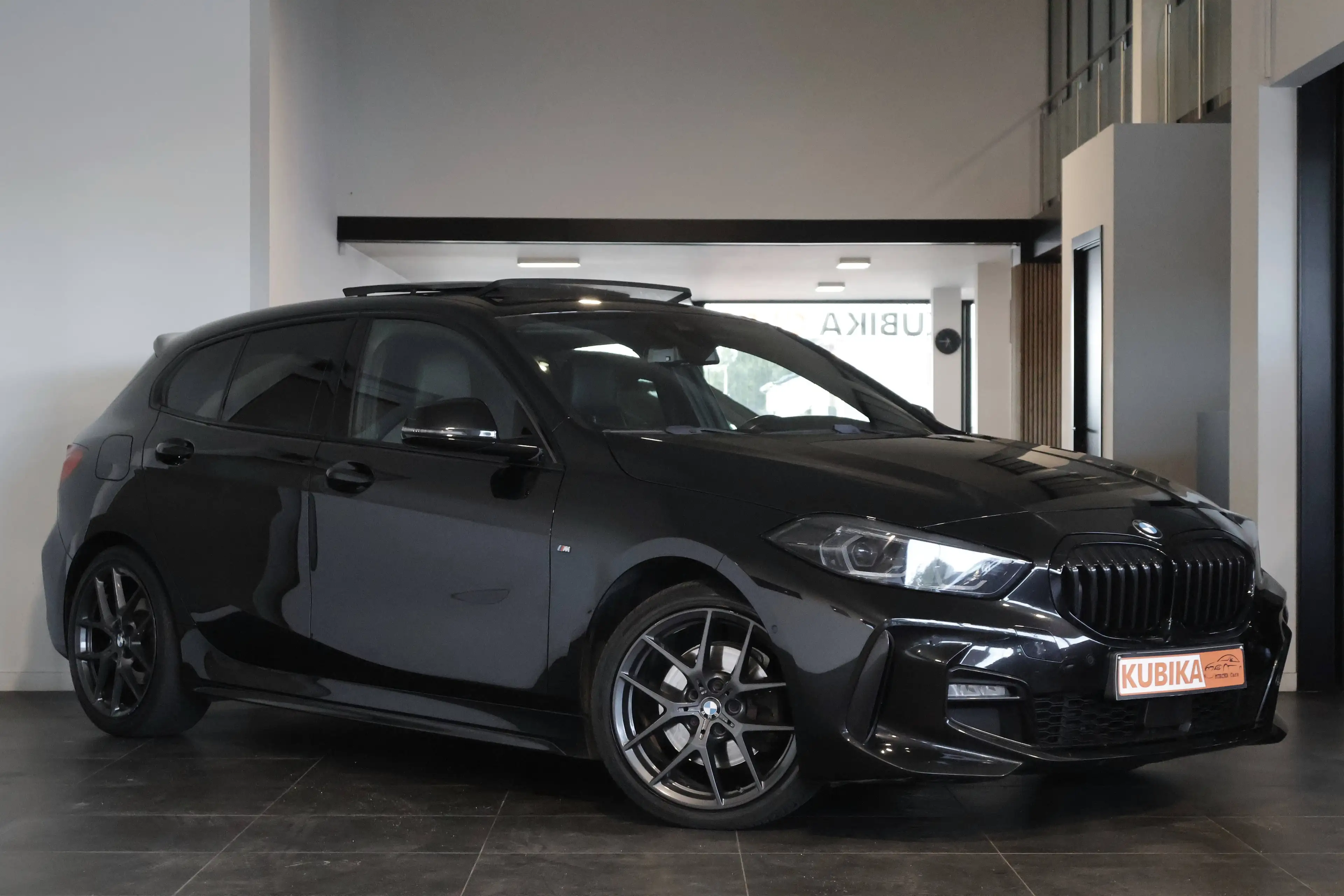 BMW 118 118 dAS M-Pack Pano ZetelV StuurV Elek. Z. Garantie* — photo 3